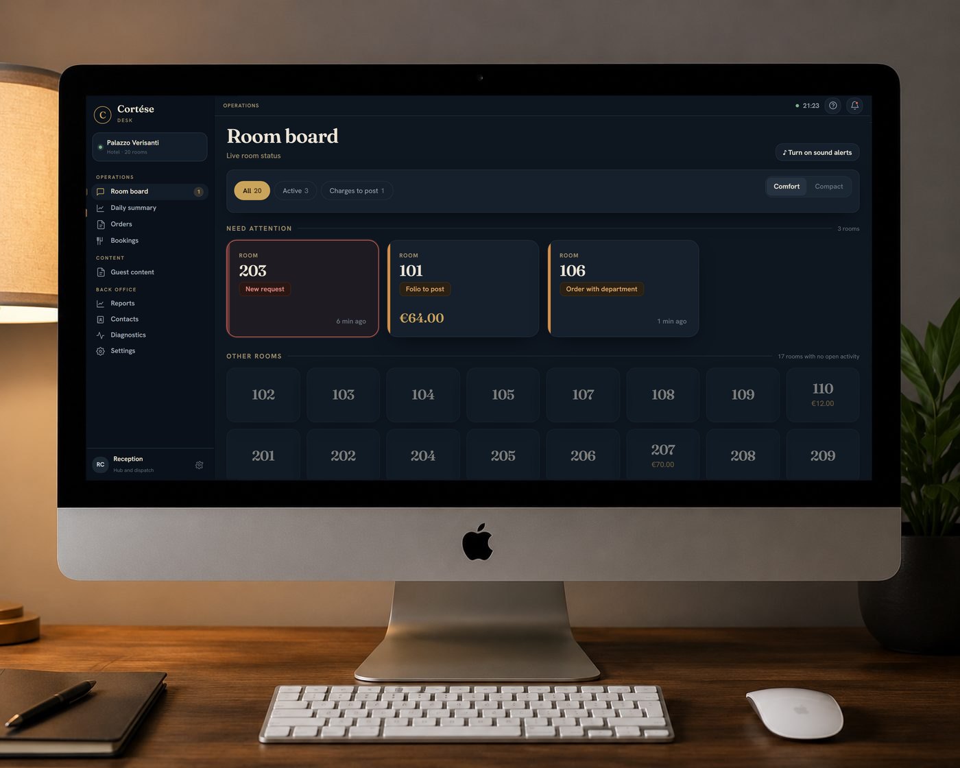 Cortése Desk: the room board with requests and bills